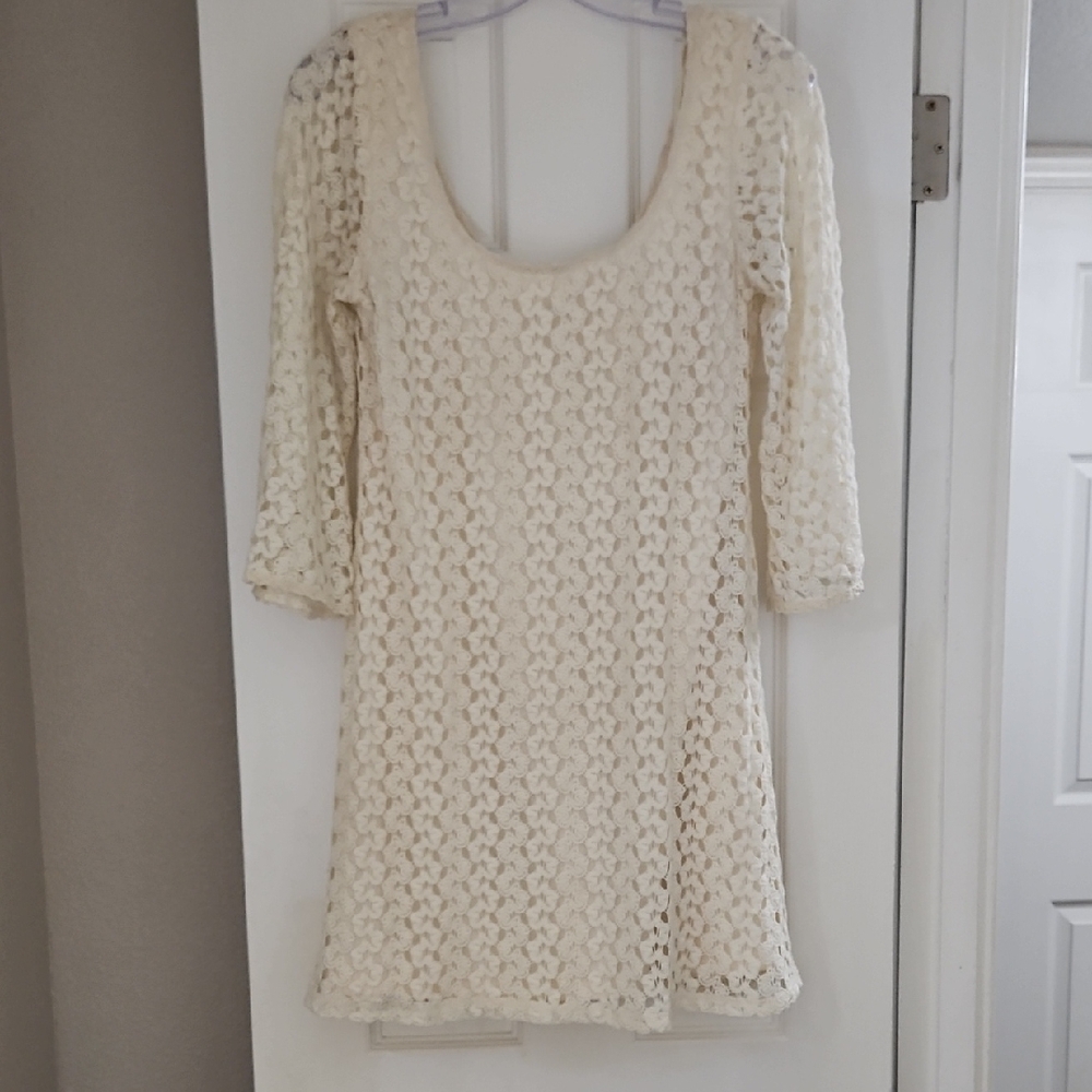 AUW Cream Long Sleeve Lace Mini Dress